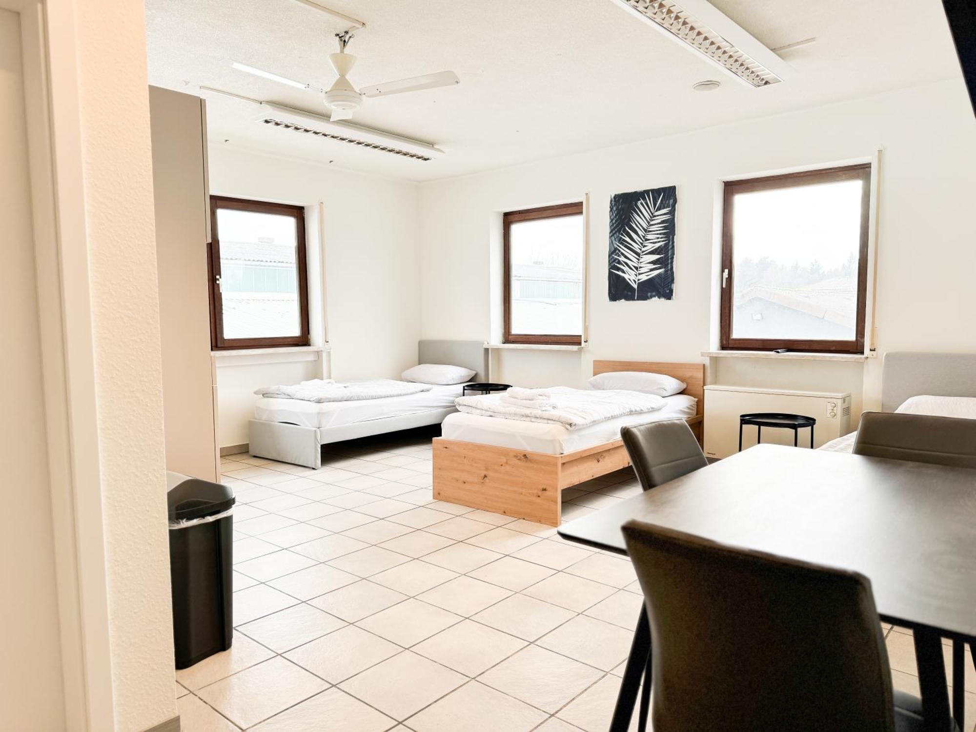 Modern Living Studios Karlsbad Extérieur photo