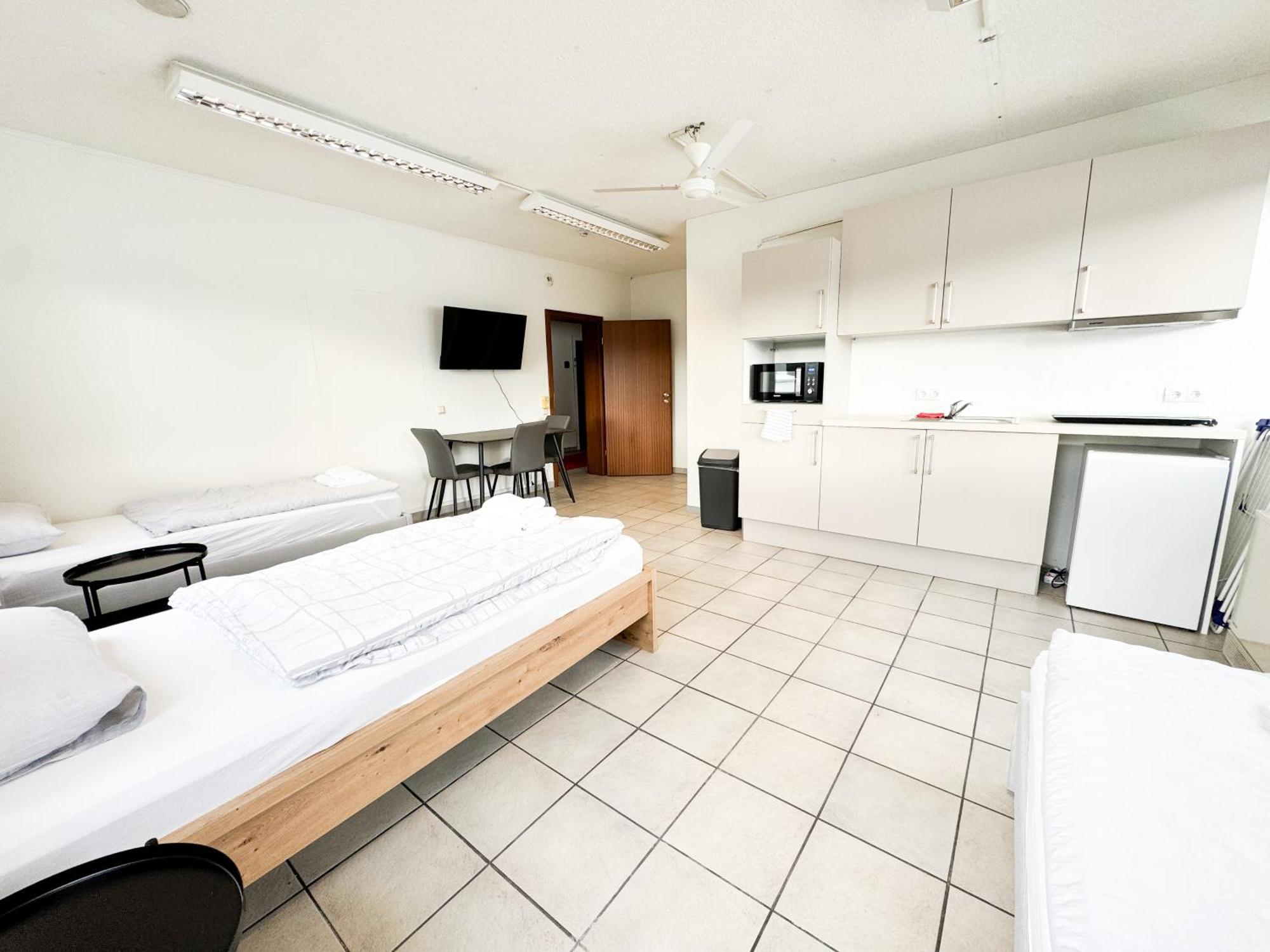 Modern Living Studios Karlsbad Extérieur photo